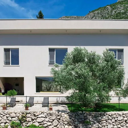 Villa Atrij *