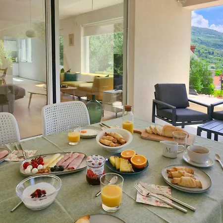 Atrij Villa